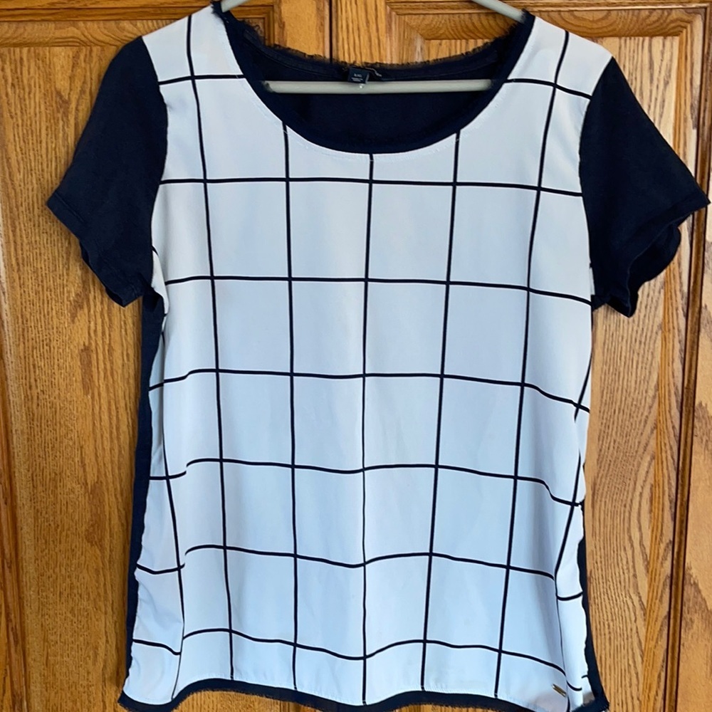 Tommy Hilfiger top size L.